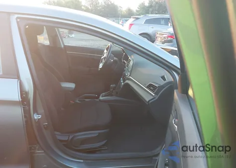 2019 Hyundai Elantra Value Edition из США, поврежденный, VIN 5NPD84LF5KH451352